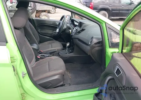 2014 Ford Fiesta Se z USA, uszkodzony, nr VIN 3FADP4EJXEM117472